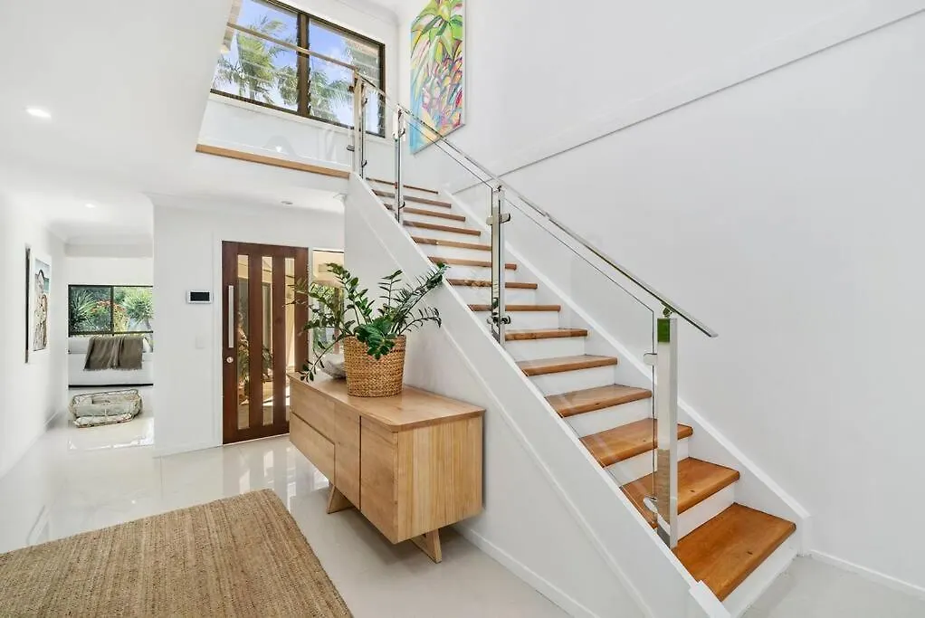 Elite Holiday Homes Coobowie Waters Gold Coast